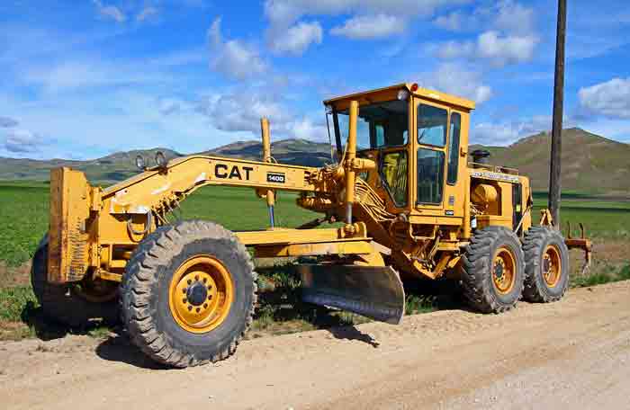 Gambar alat berat motor grader