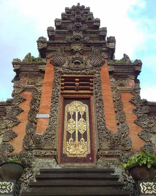 gambar rumah adat bali angkul angkul